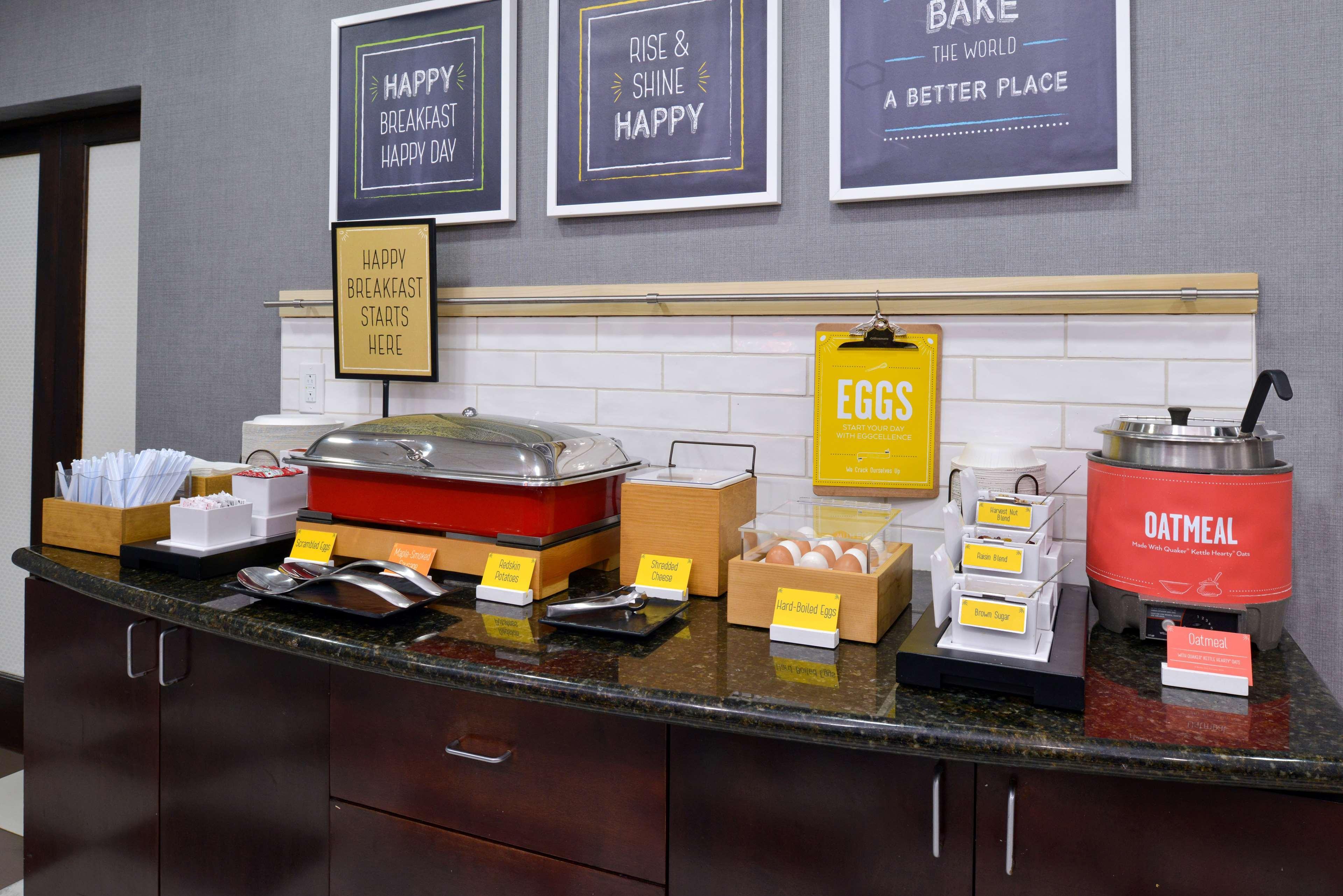 Hotel Hampton & / Myers Cape Coral